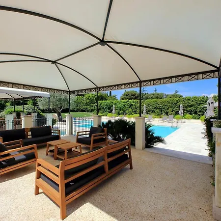 Luxury Aurelia With Swimming Pool *