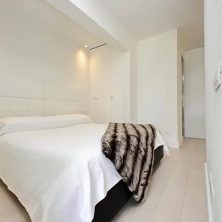 Apartment Luxury Aurelia With Swimming Pool Rom