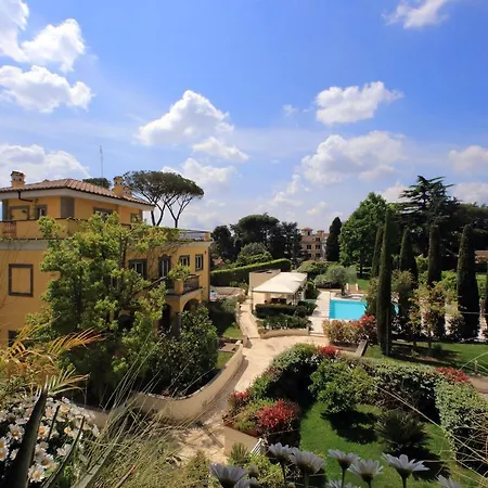 Apartment Luxury Aurelia With Swimming Pool *